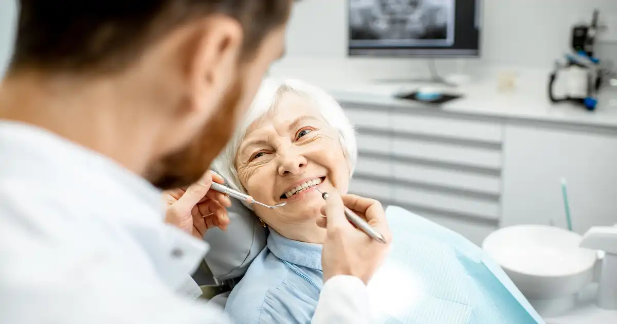 دندان مصنوعی برای سالمندان