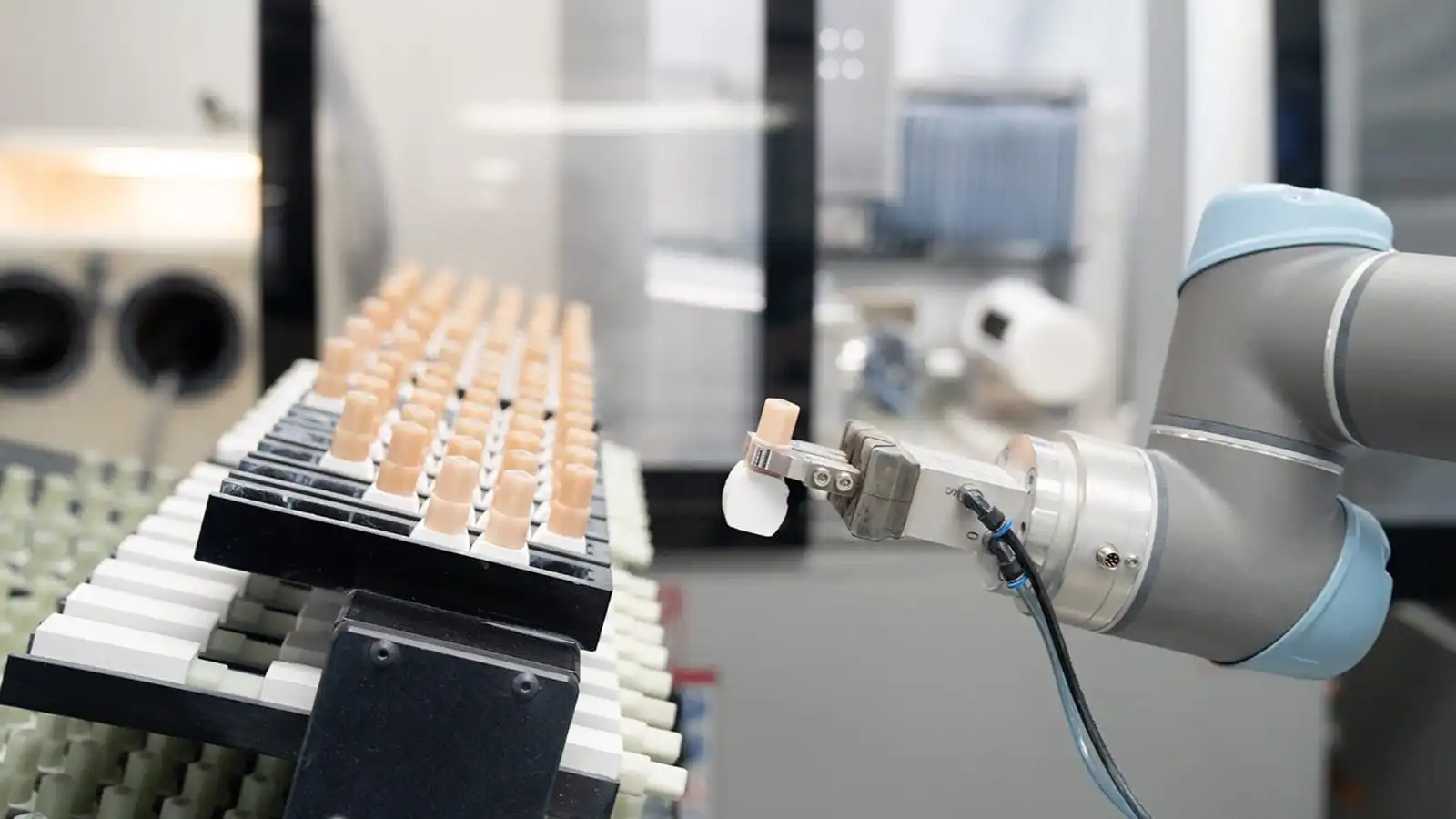 بهترین لابراتوار دندانسازی در هفت تیر تهران